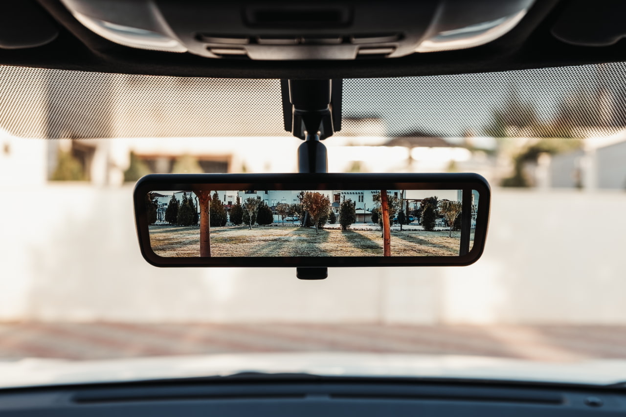 Electronic Rear View Mirror